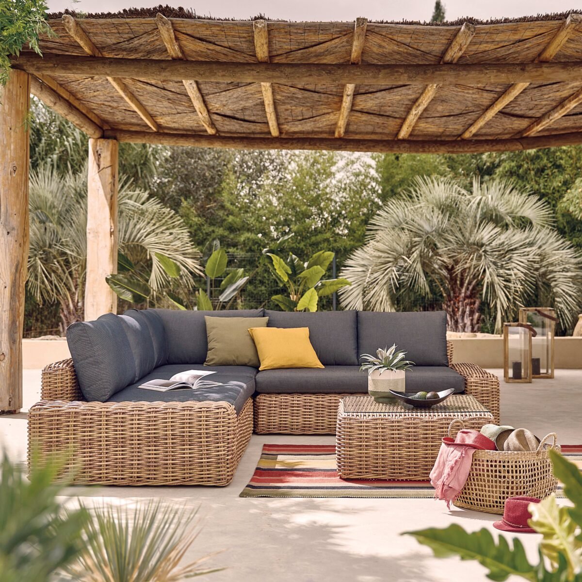 salon-de-jardin-5-places-en-resi-1200x1200